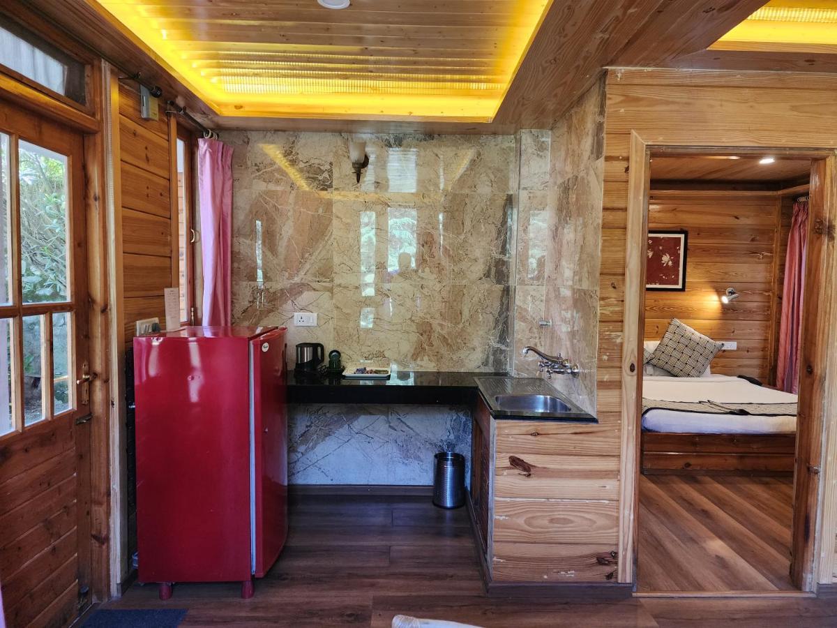 The Chalets Naldehra Shimla Exteriör bild